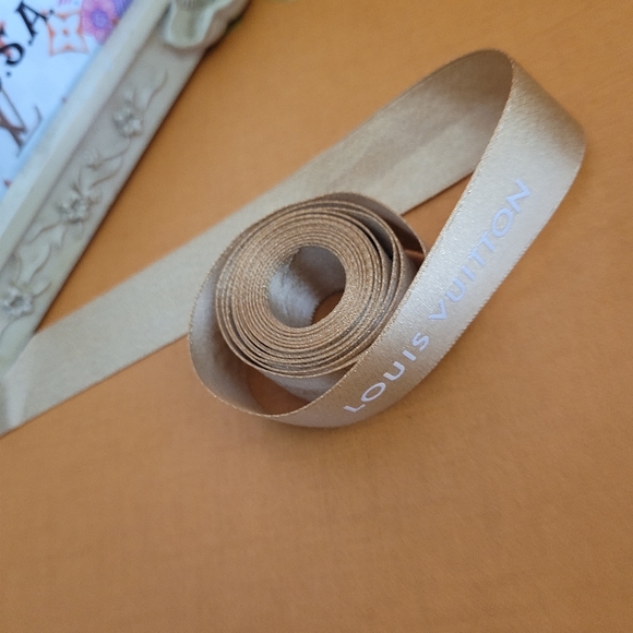 Louis Vuitton 50 Keepall Bandouliere FREE POSHMARK AUTHENTICATION! - Picture 7 of 17